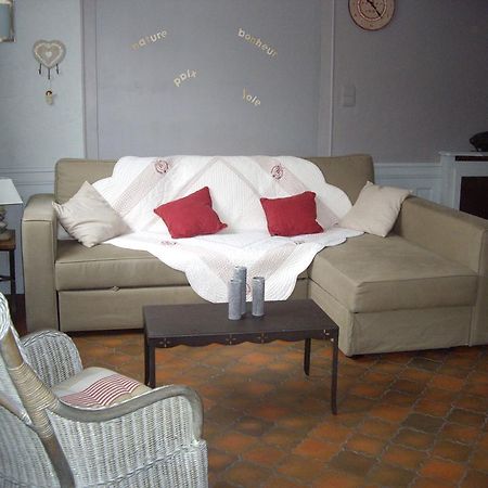 Meuble De Tourisme Le Gilliard Villa Chavanges Room photo